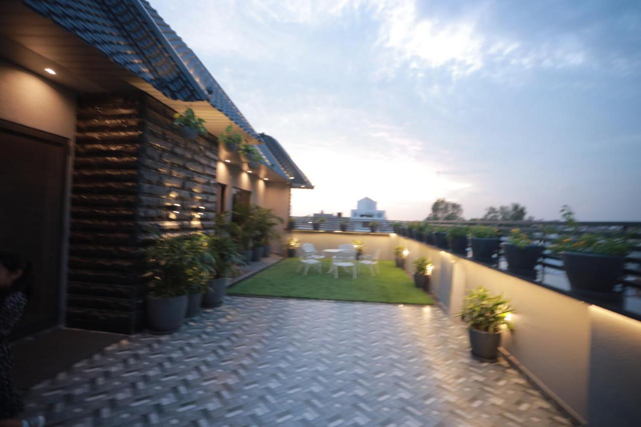 Ovel Hotel Ludhiana Habitación foto